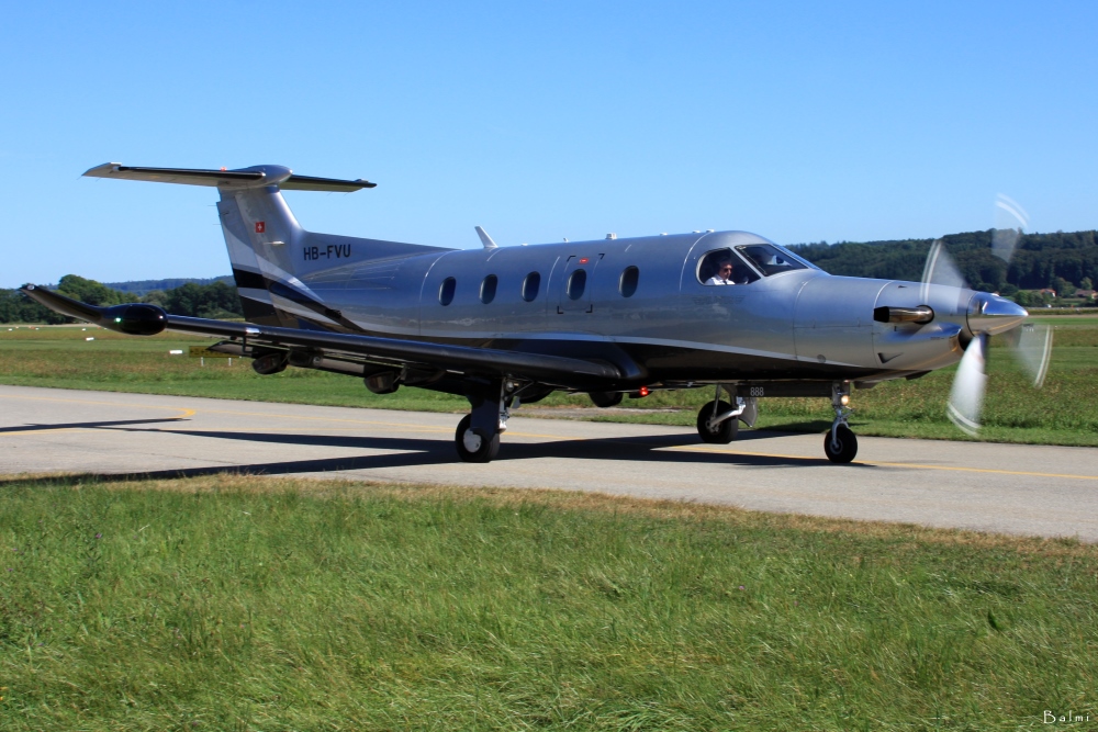 Auf dem Weg... Pilatus PC 12... Die Startpiste; und der drauffolgende Vorwärtsdrang...