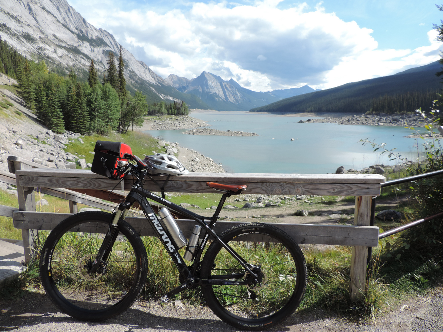 Auf dem Weg von Jasper zum Maligne Lake