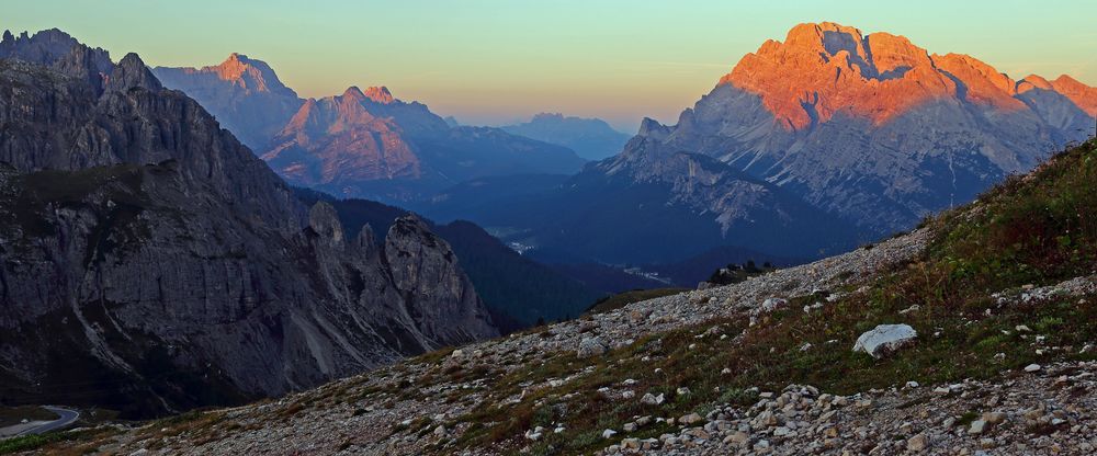 Auf dem Weg zu den 3 Zinnen und weiteren "Großen Bergen" in den Dolomiten...