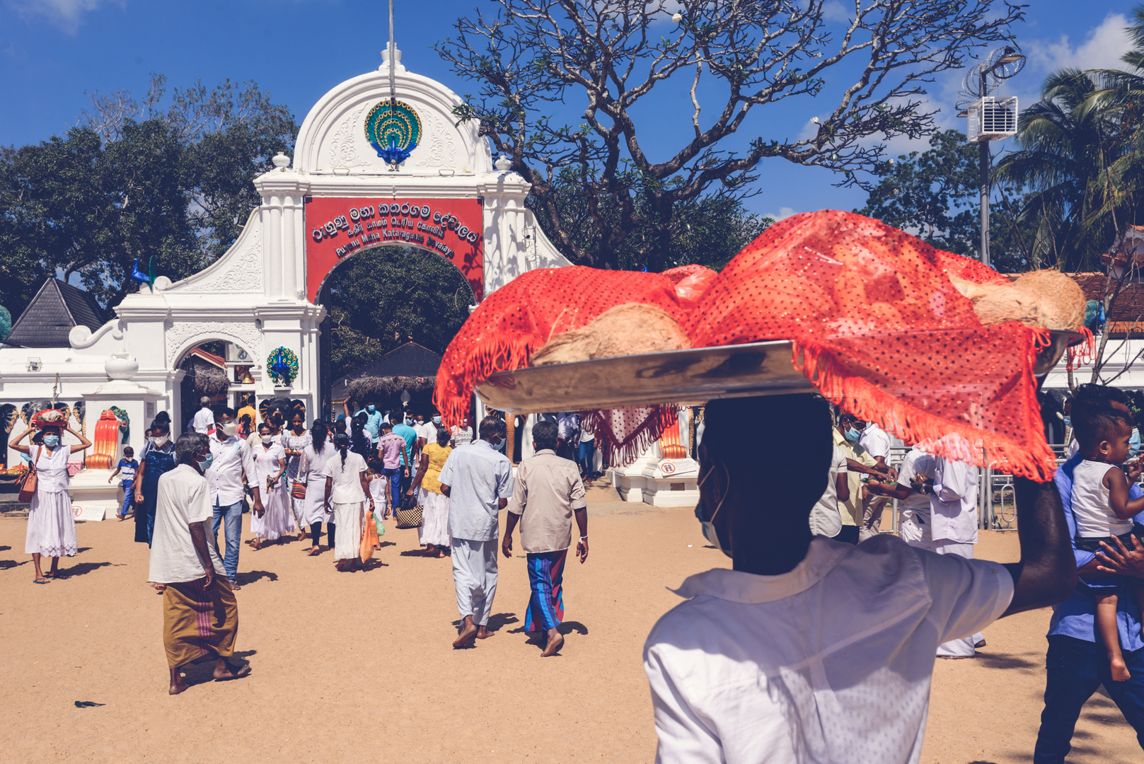 Auf dem Weg zu Lord Kataragama