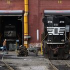 Auf dem Weg zu Tor 13... -:),Norfolk & Southern NS#2701, Altoona, PA, USA