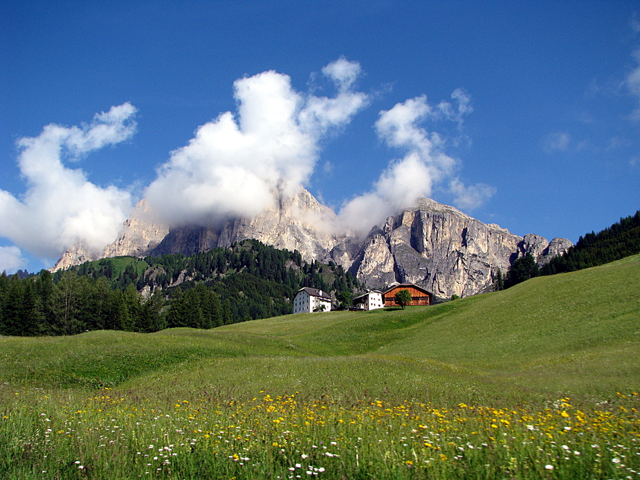 Auf dem Weg zum Grödner Joch1