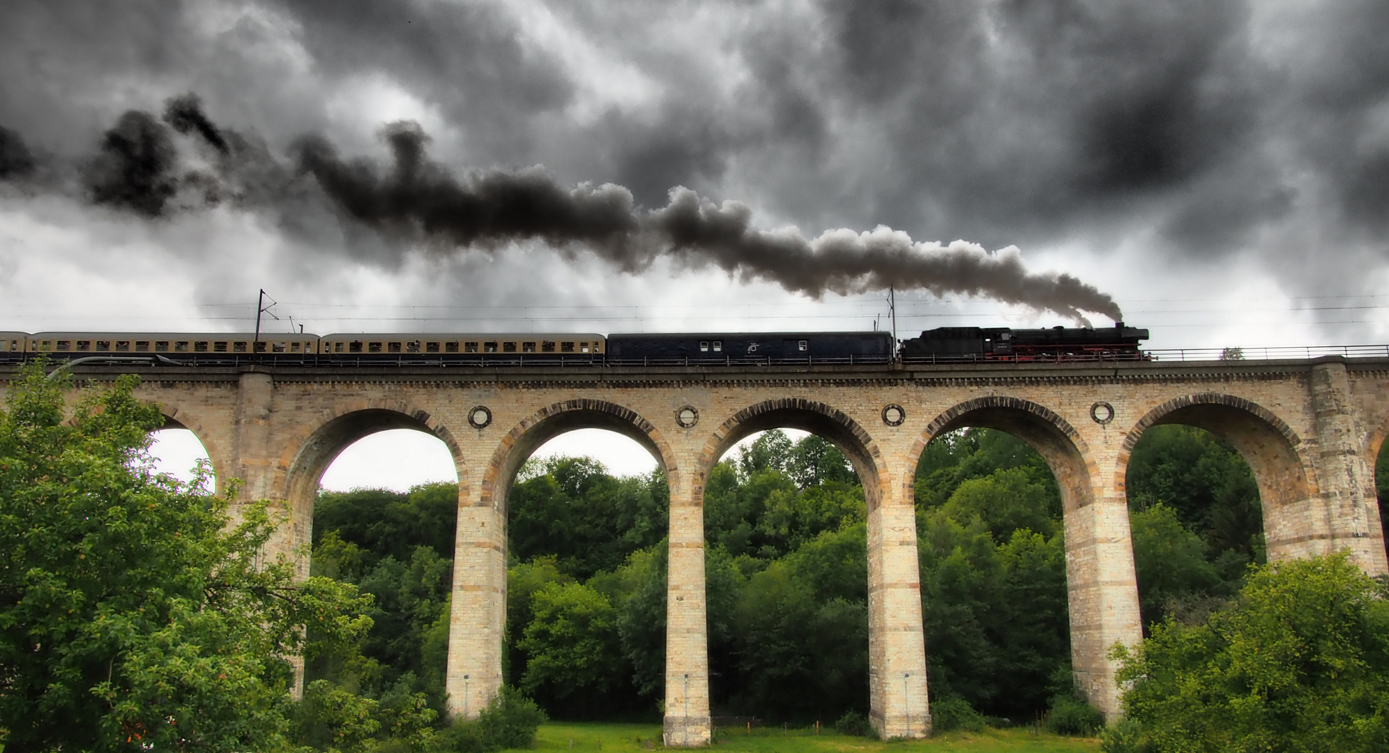 Auf dem Weg zum Vivad Viadukt Fest...