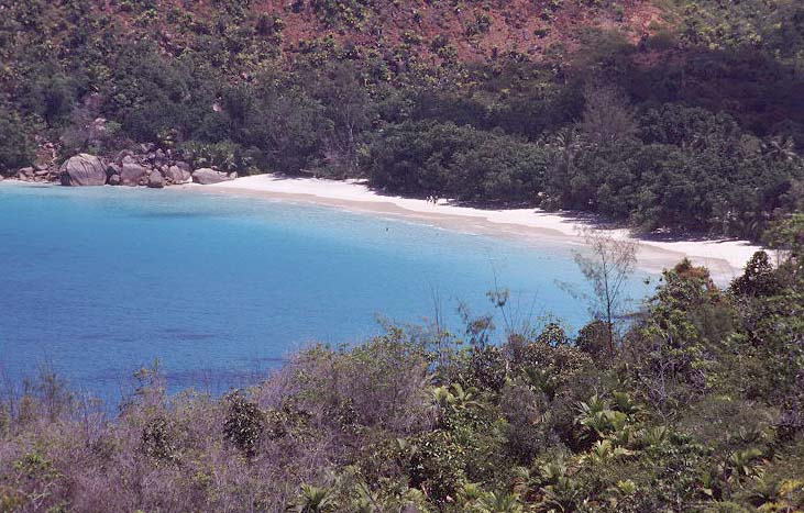 Auf dem Weg zur Anse Lazio 2