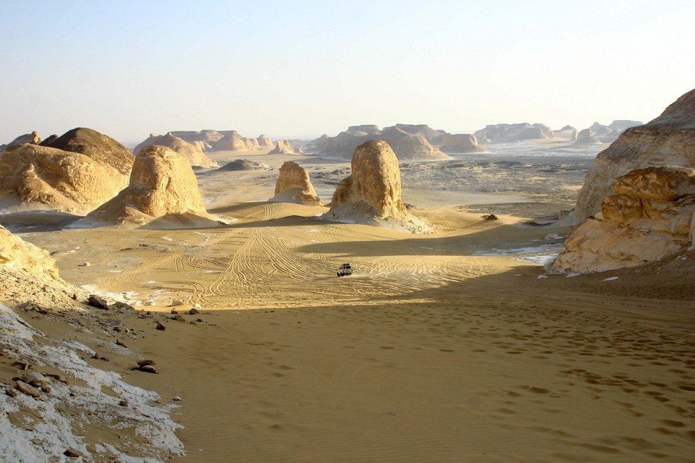 auf dem Weg zur "Weißen Wüste" in Ägypten