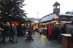 Auf dem Weihnachtsmarkt