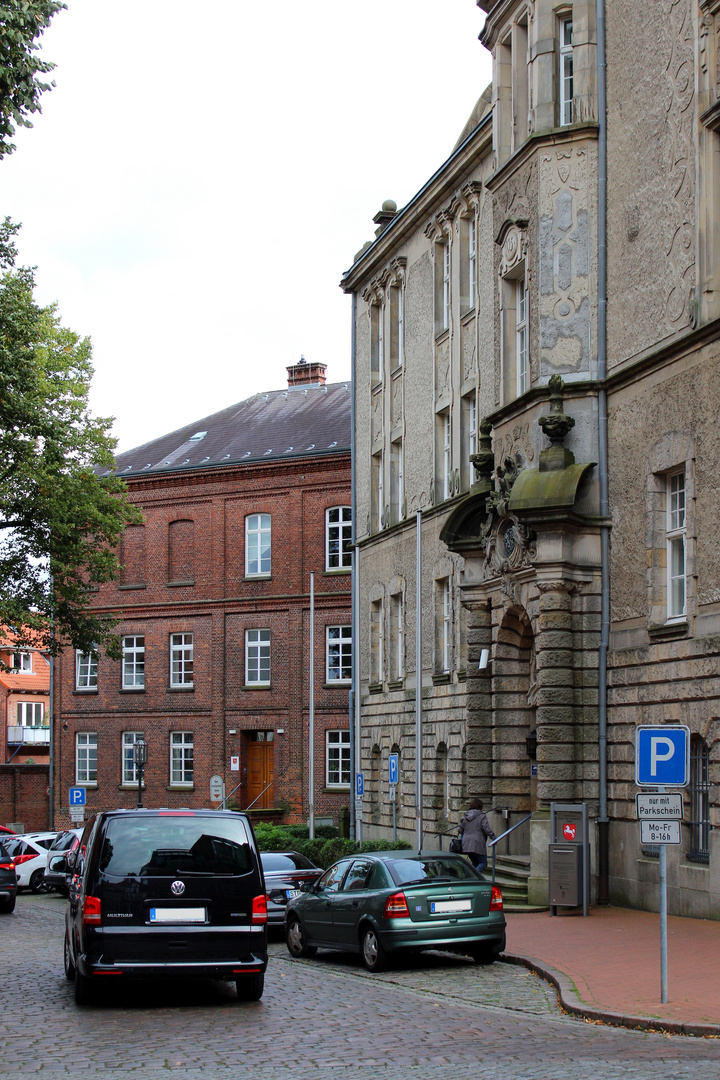 Auf dem Wilhardi Kirchen Platz ...