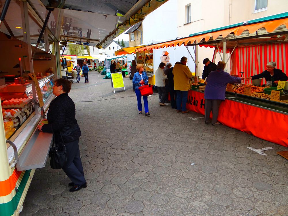 Auf dem Wochenmarkt 2