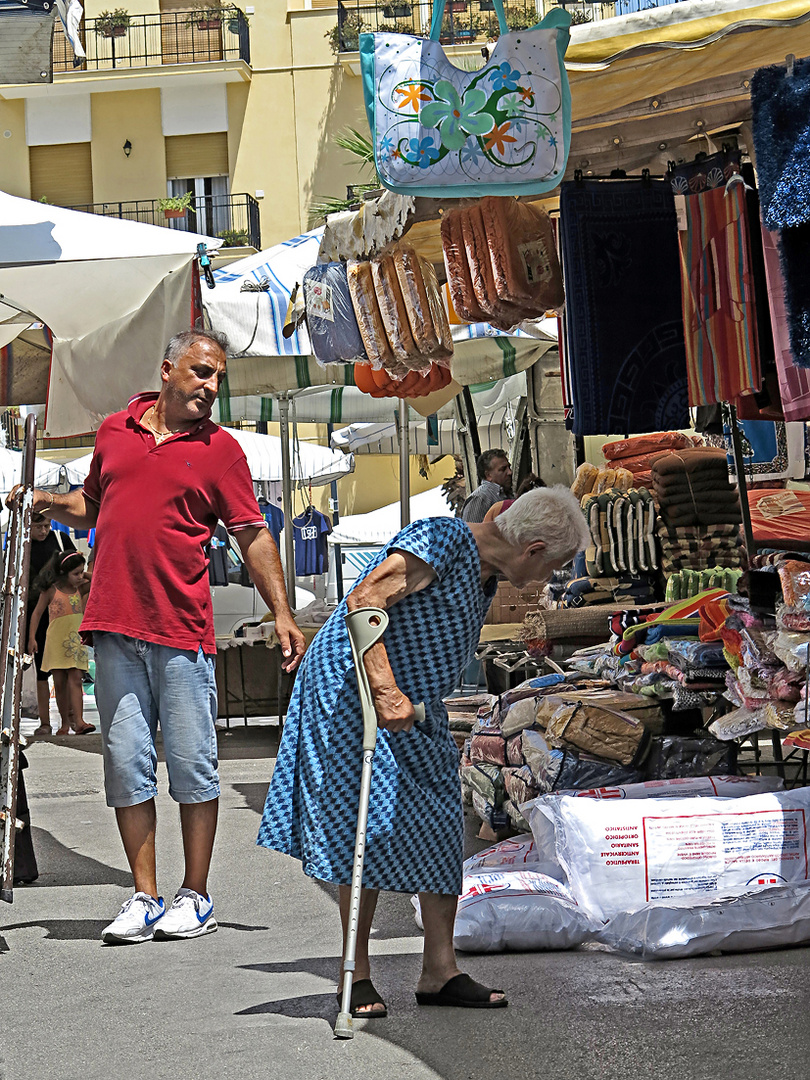 Auf dem Wochenmarkt / Al mercato settimanale (1)