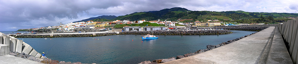 Auf den Azoren: Vila Franco da Campo (Marina Yachthafen)