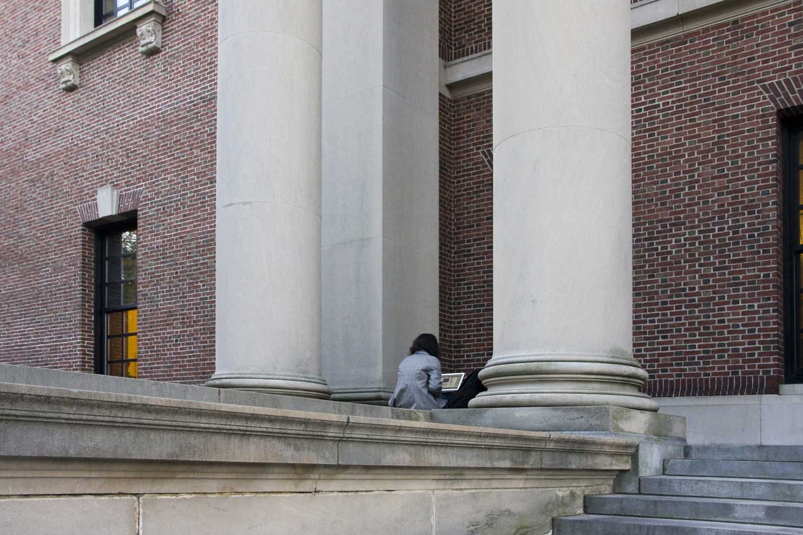 Auf den Stufen zum Erfolg in Harvard 02