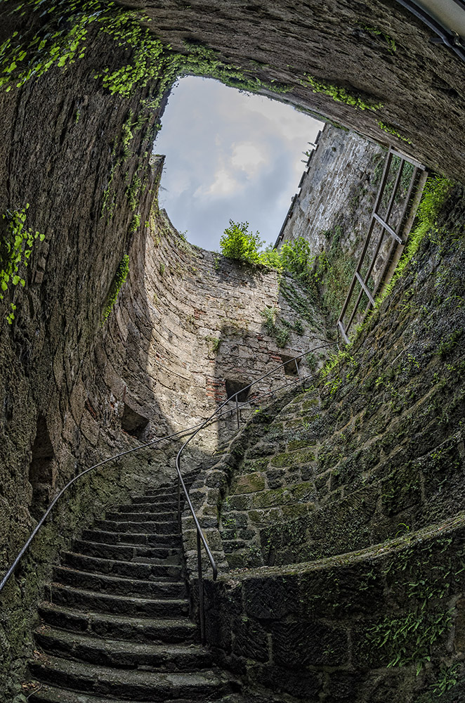 auf den Weg zur Hauptburg...