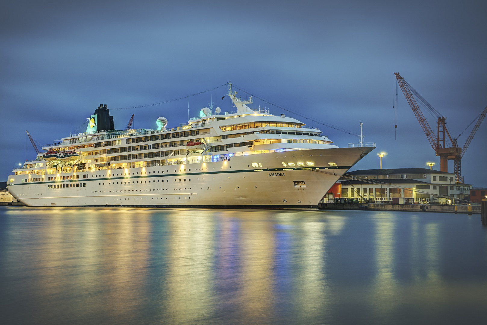 auf der "Amadea" wird gerade das ZDF Traumschiff gedrehr