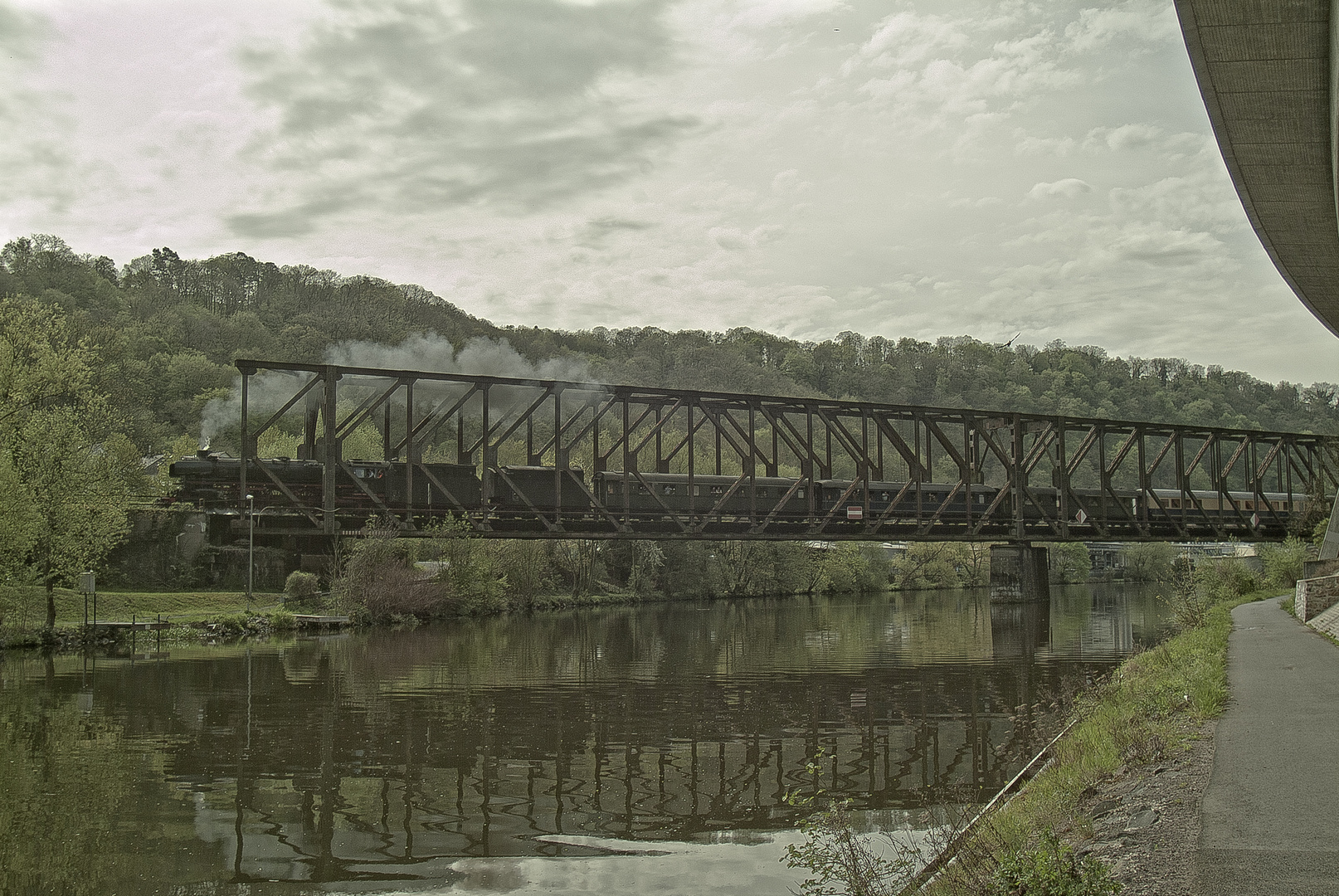 Auf der Brücke