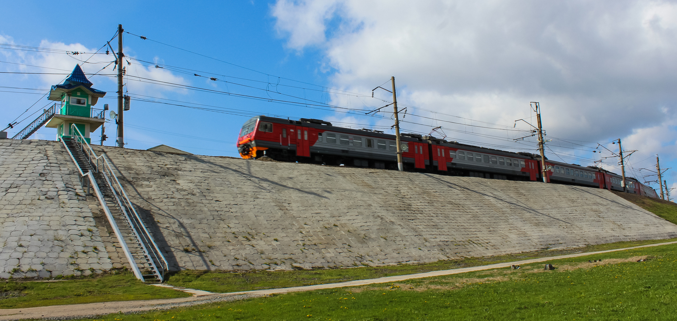 Auf der Brückenrampe