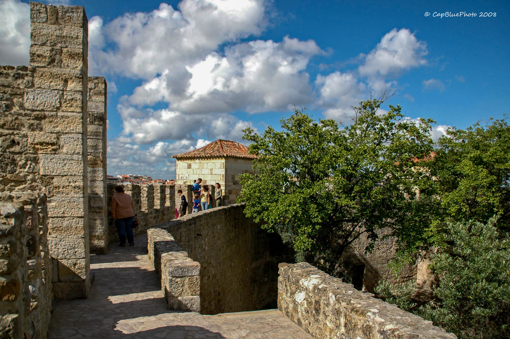 Auf der Burgmauer Castelo de Sao Jorge Lisboa