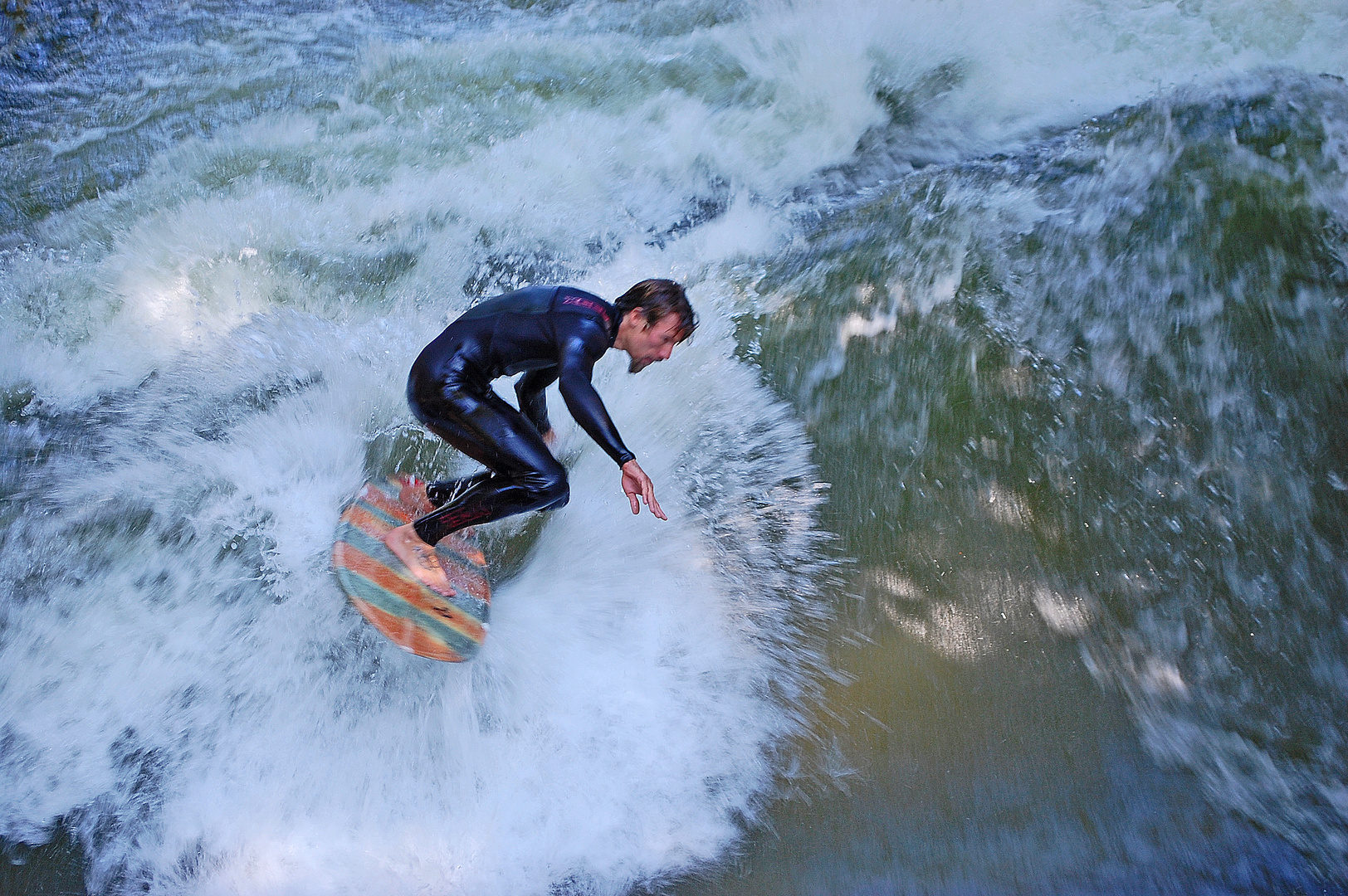 Auf der Dauerwelle im Eisbach