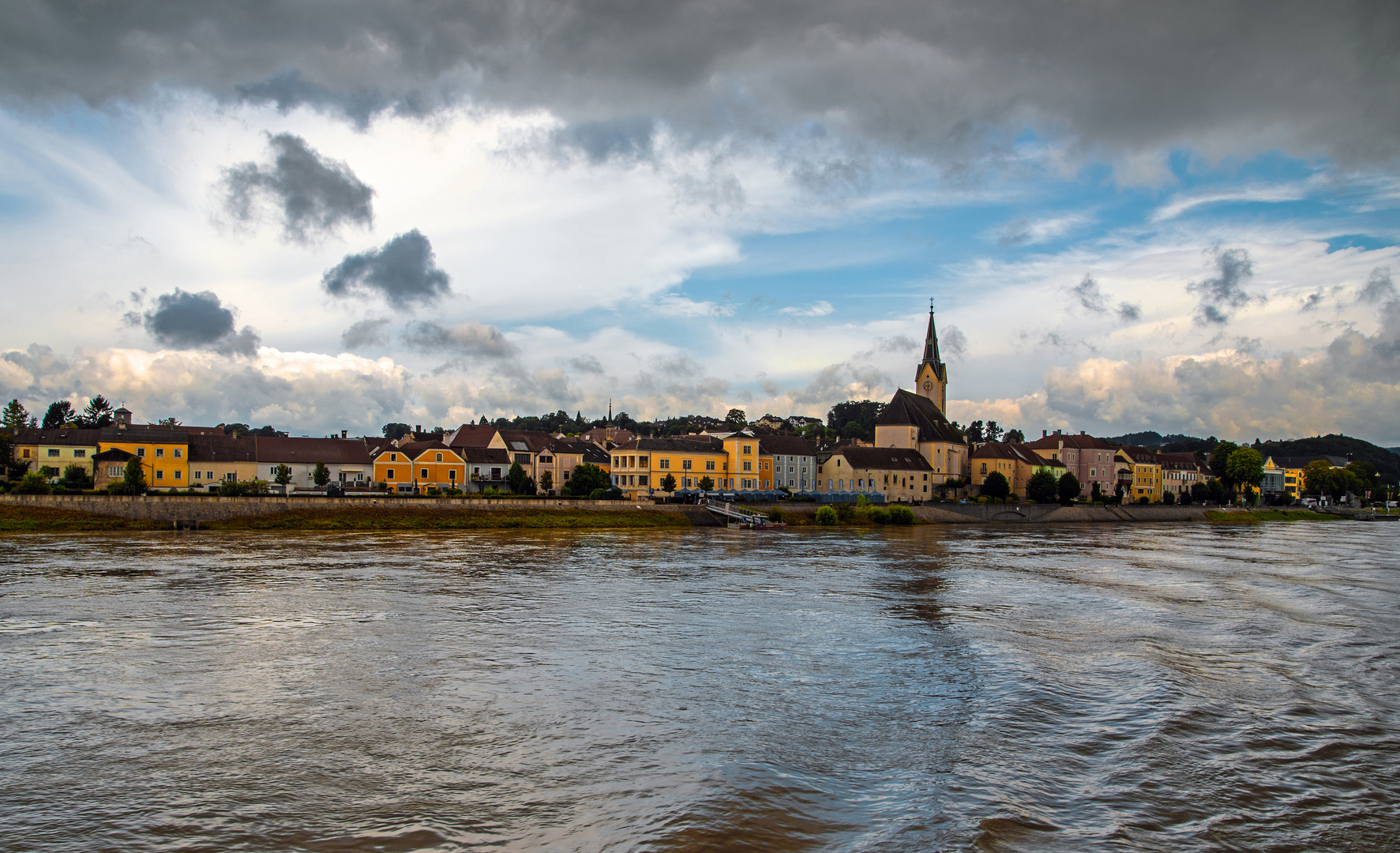 Auf der Donau 1