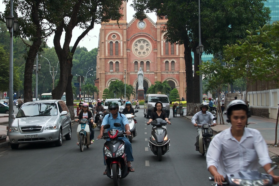 Auf der Dong Khoi in Saigon