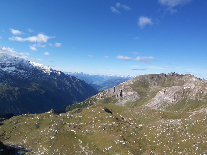 Auf der Edelweißspitze (2571m)...