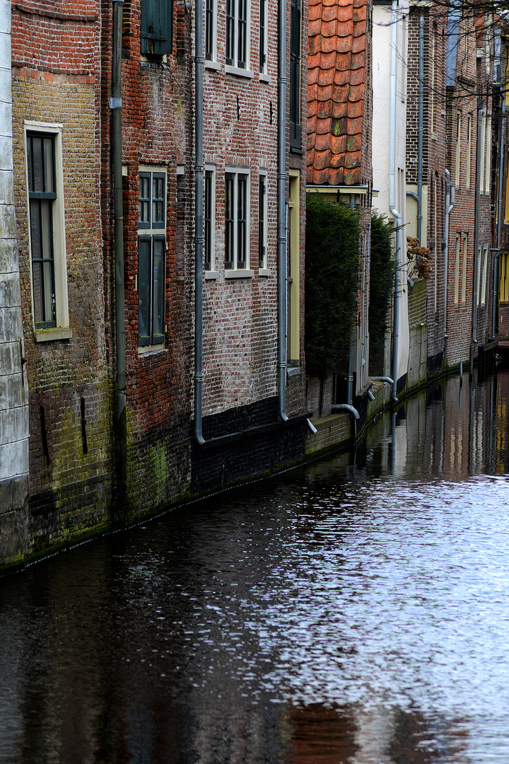 auf der einen Seite der Gracht