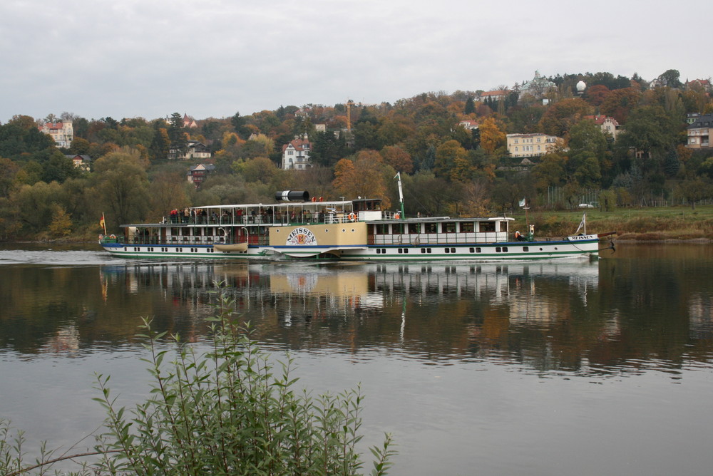 auf der elbe