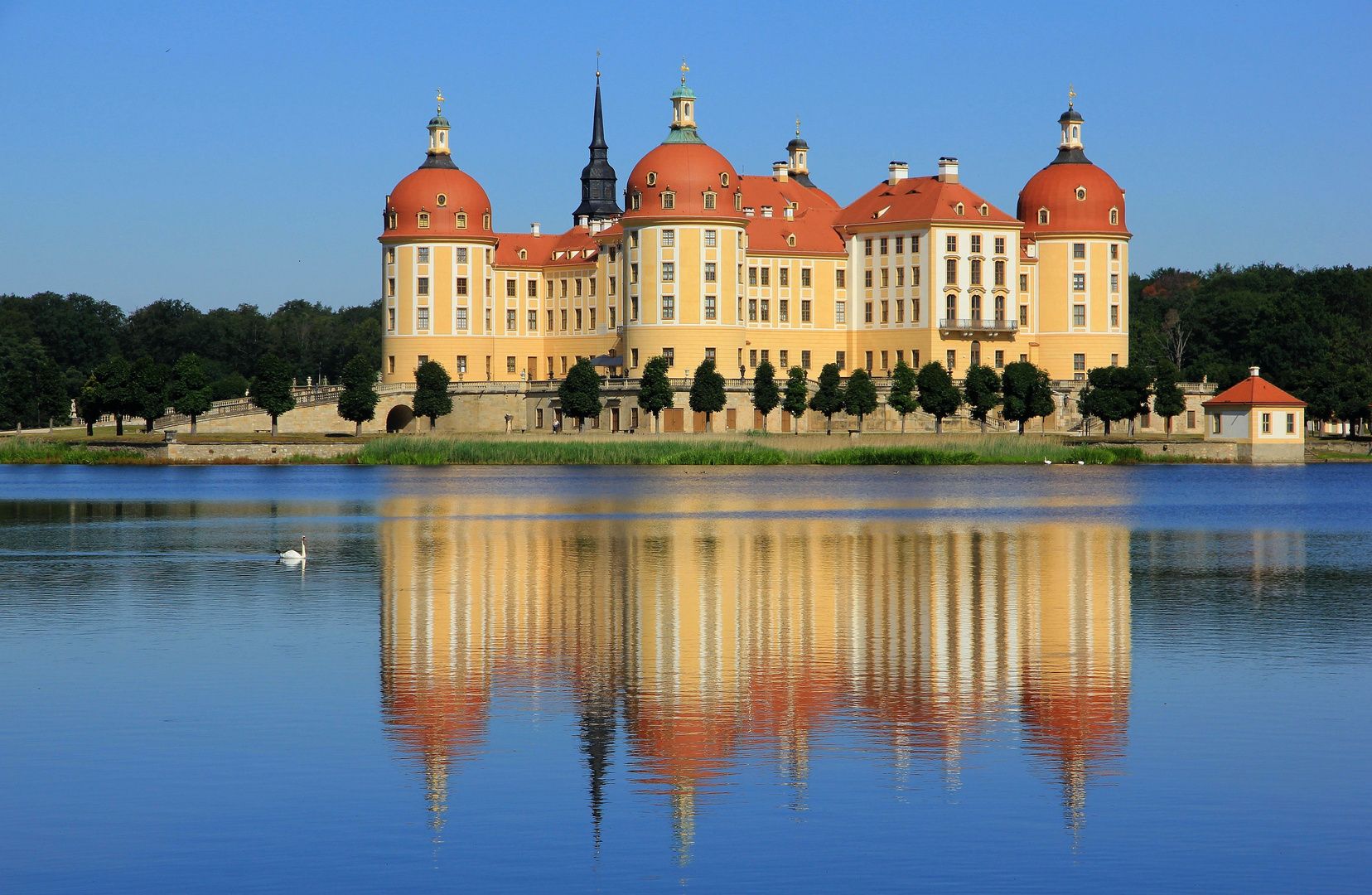 Auf der Fahrt nach Schloss Hermsdorf ...