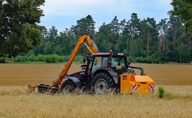 Auf der Fernverkehrsstrasse