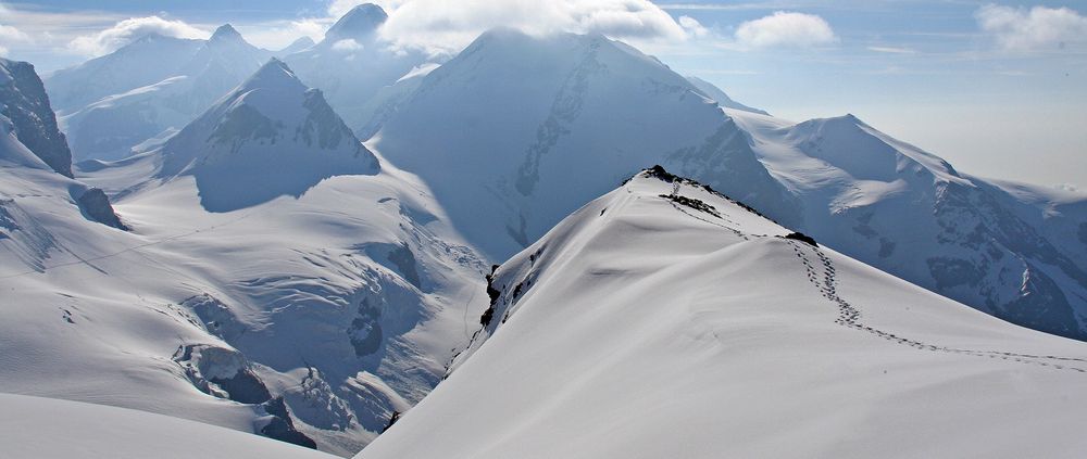 Auf der Gobba de Rollin die knapp 100m höher liegt als das Breithornplateau...