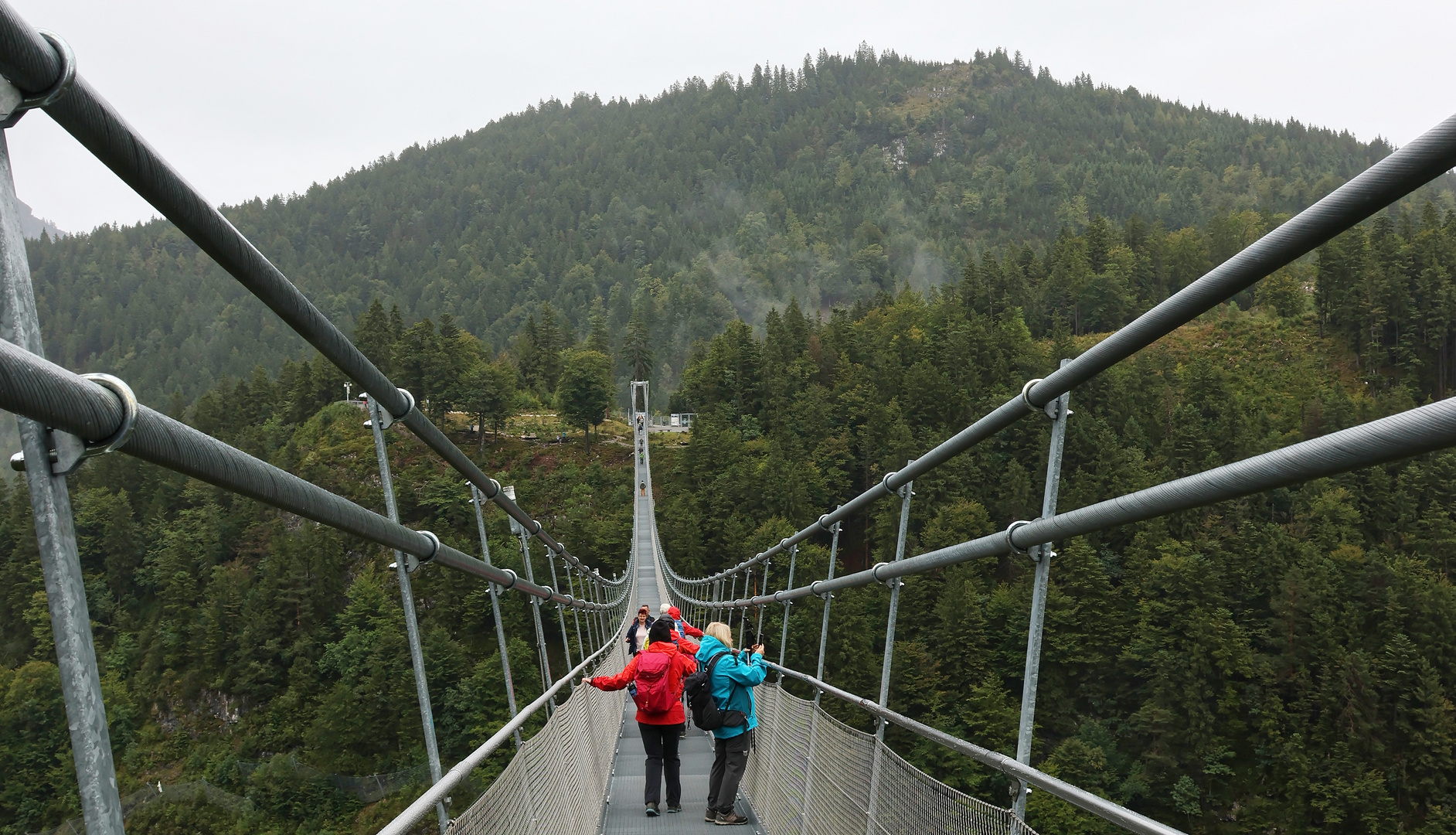 Auf der Hängebrücke (2023_08_29_8449a_ji)