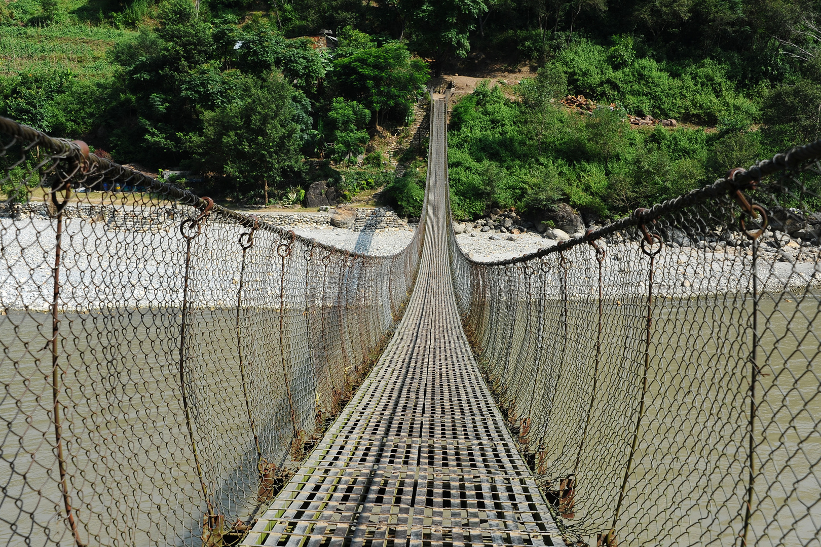 Auf der Hängebrücke