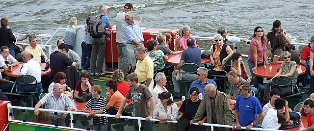 Auf der Hafenfähre im Hamburger Hafen am 15.08.07