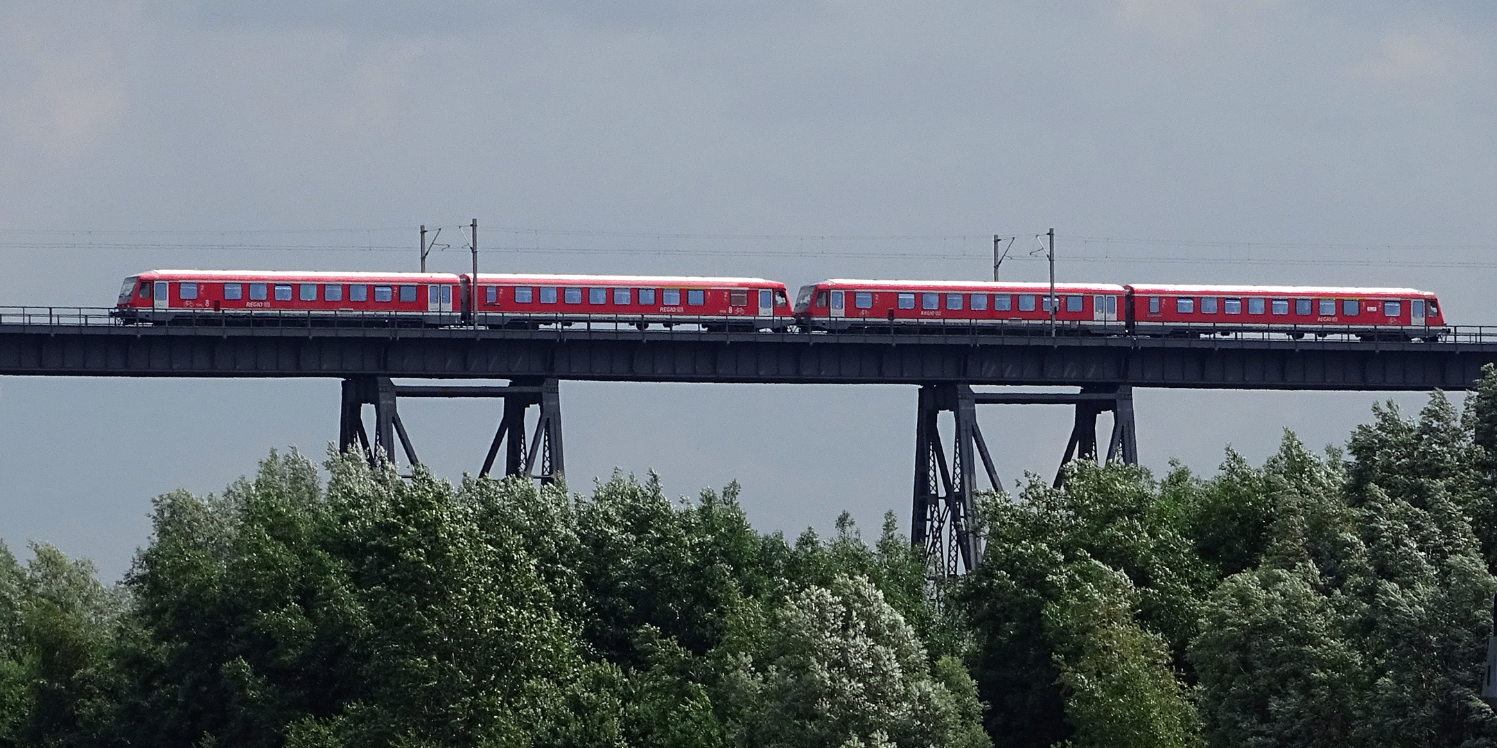 auf der hohen Brücke