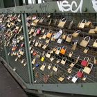 Auf der Hohenzollernbrücke in Köln