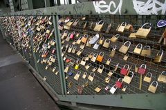 Auf der Hohenzollernbrücke in Köln