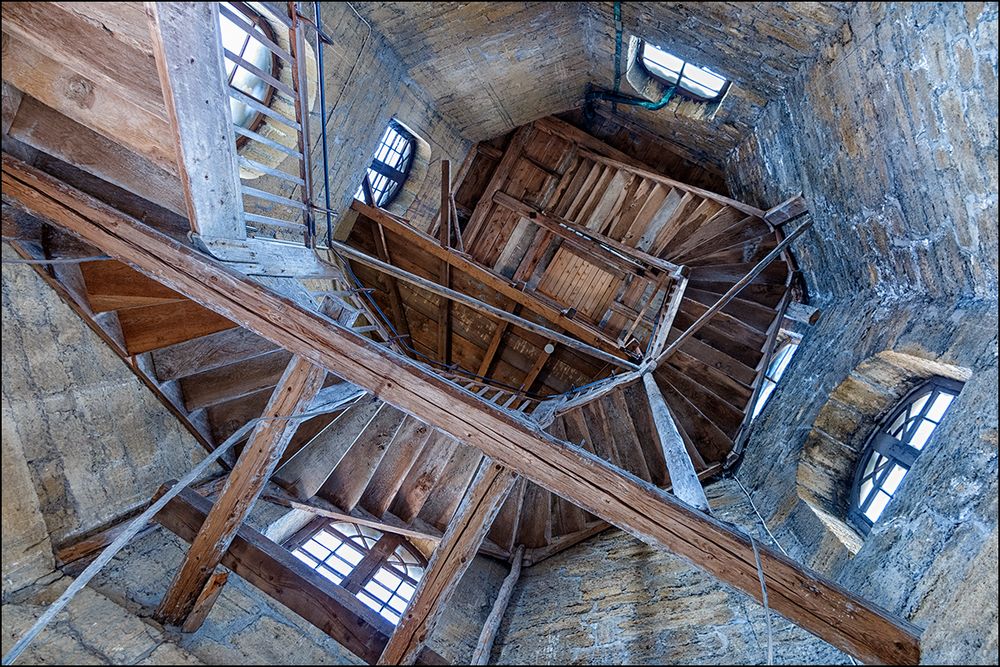 auf der Holztreppe... Foto & Bild | architektur, deutschland, europe