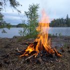 ...auf der kleinen Insel - kleines Feuer