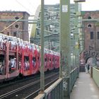 Auf der Kölner Südbrücke