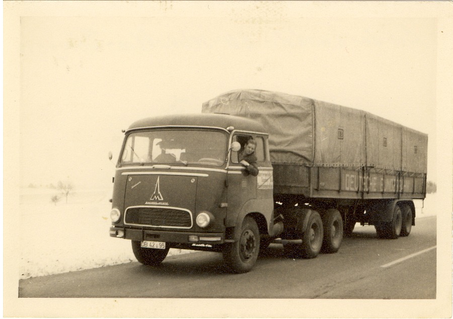 Auf der Landstraße zwischen Ulm und Tübingen, 1963