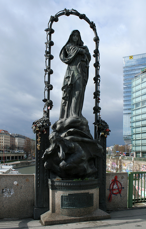 Auf der Marienbrücke