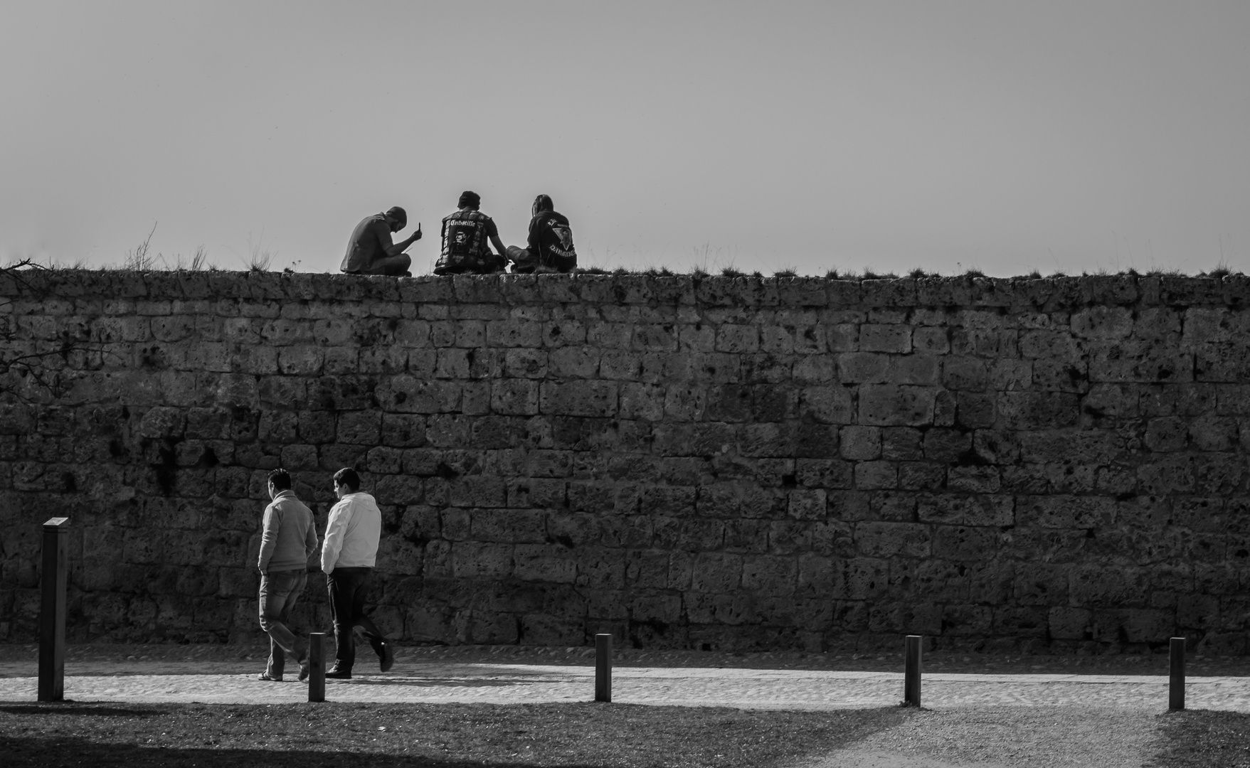 Auf der Mauer