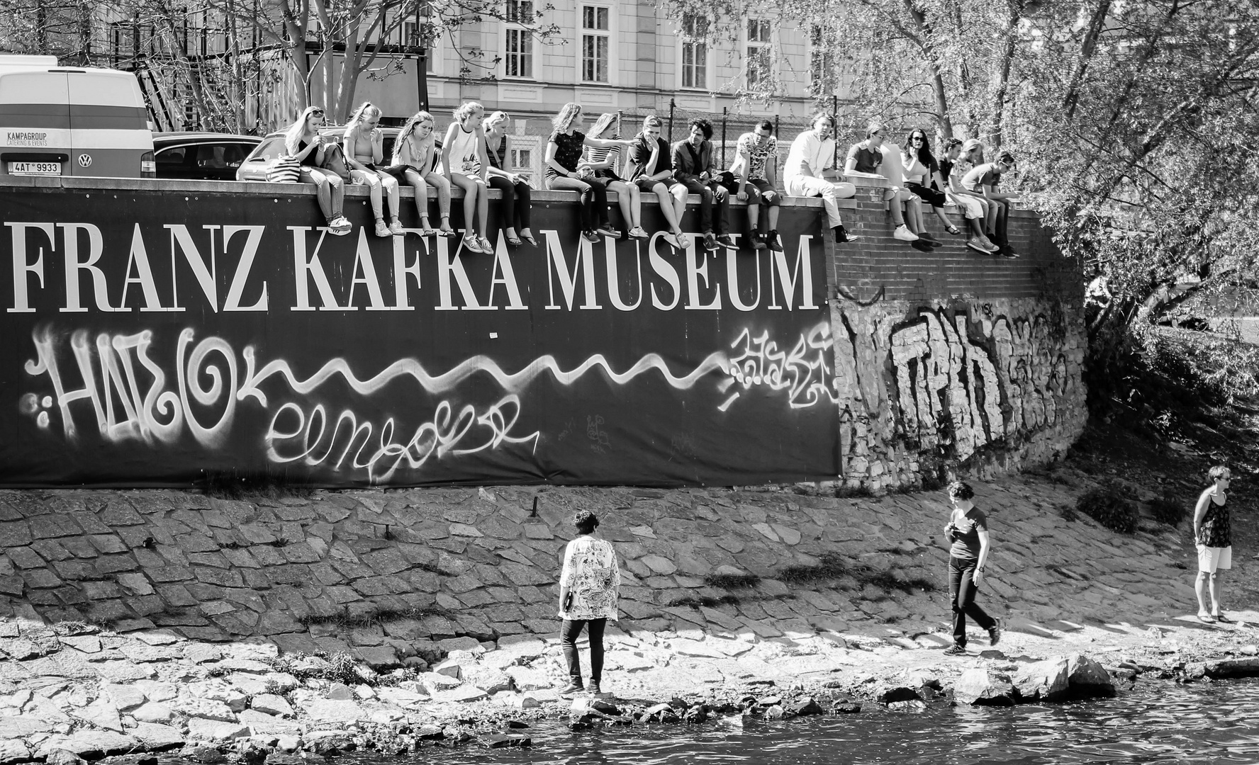 Auf der Mauer...