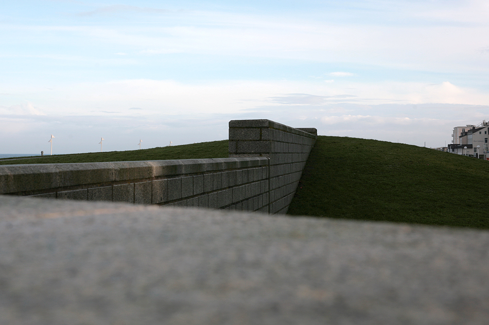 auf der mauer, auf der lauer -2-