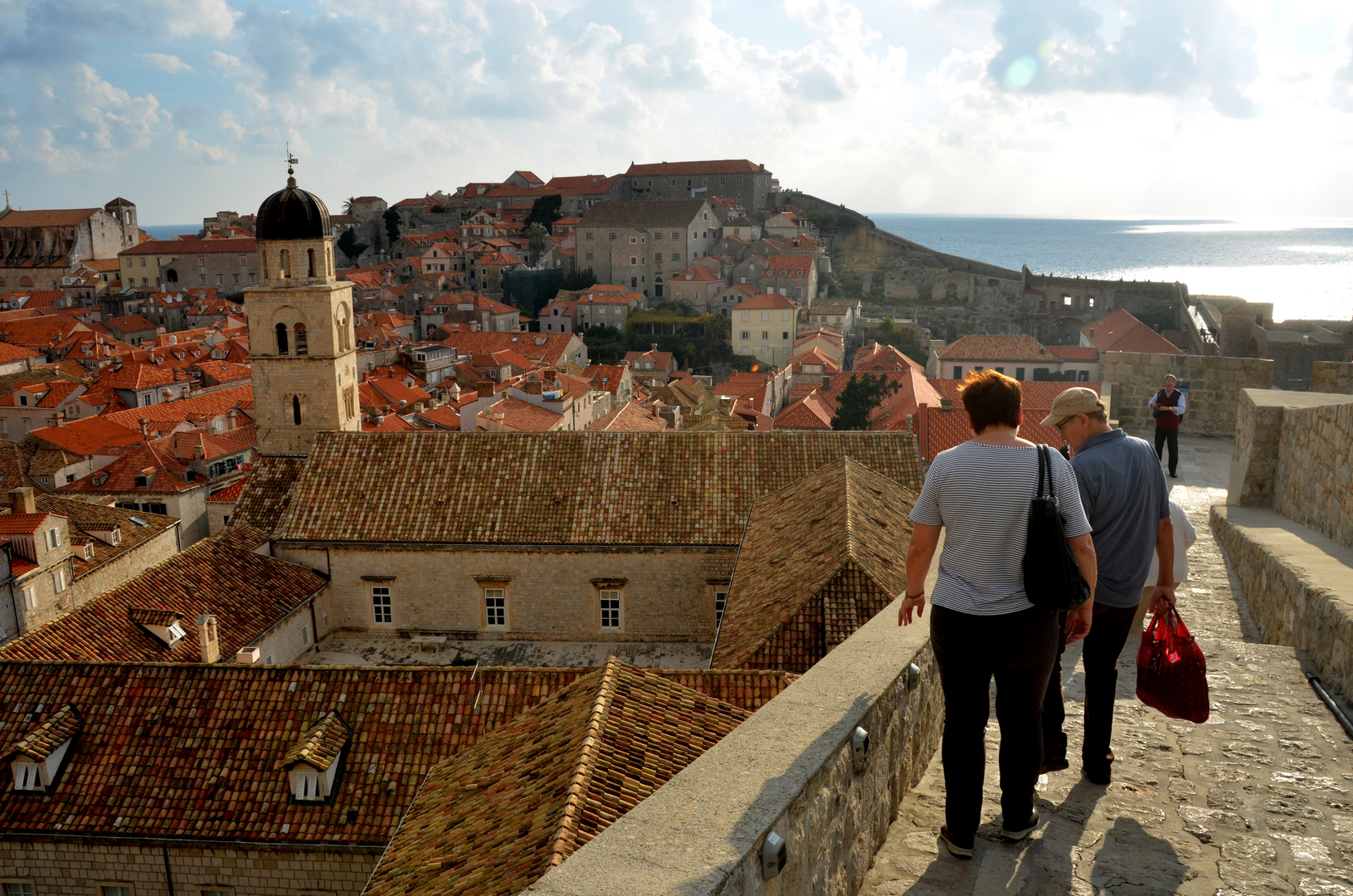 auf der Mauer