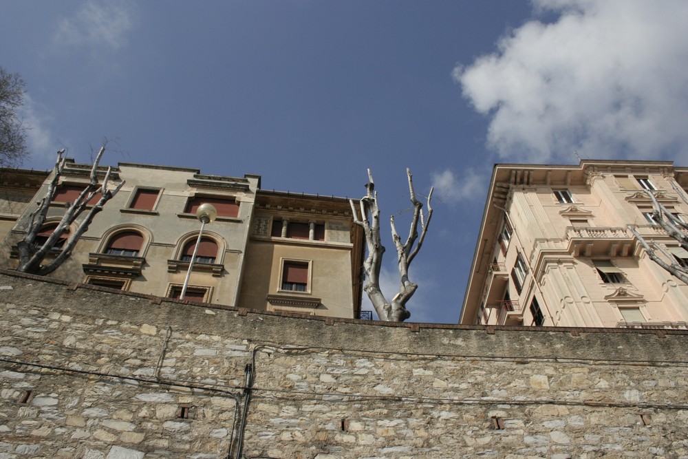 Auf der Mauer - Genua