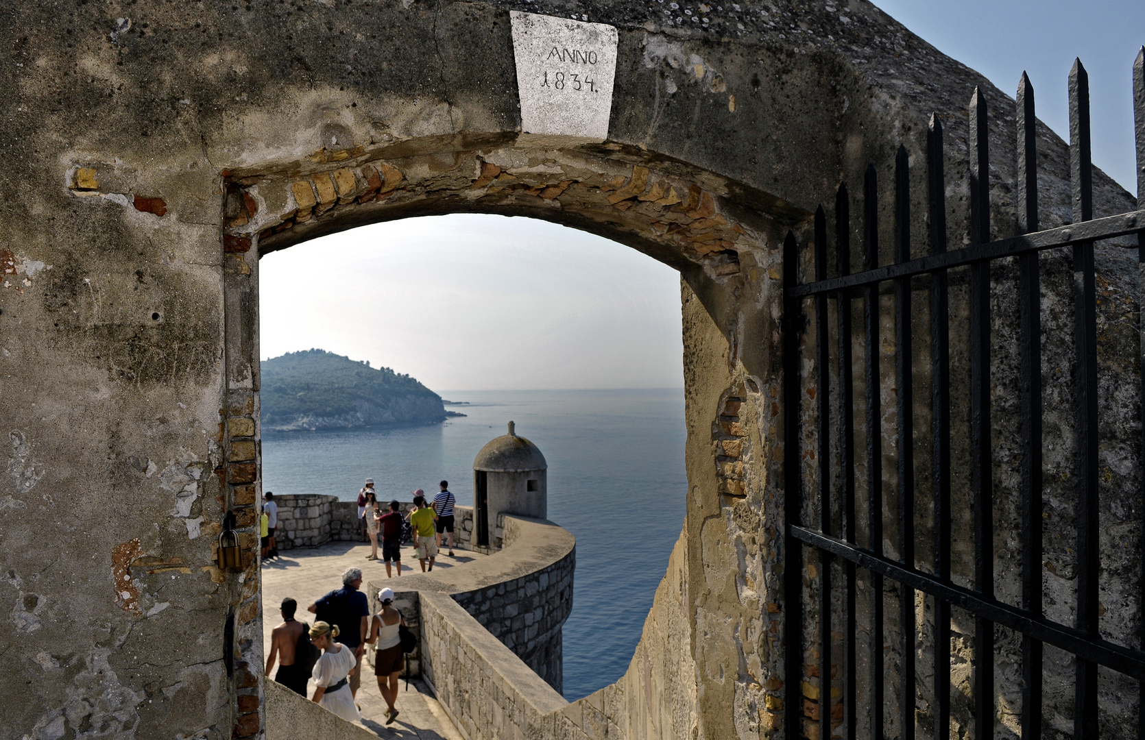 Auf der Mauer von Dubrovnik