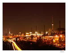 Auf der Modersohnbrücke abends um 20.00h