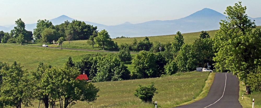 Auf der Nollendorfer Höhe (Naklerovska vysina) und...