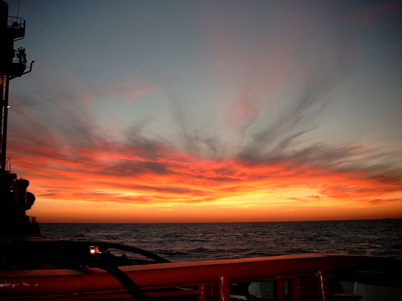 Auf der Nordsee/ der Himmel brennt