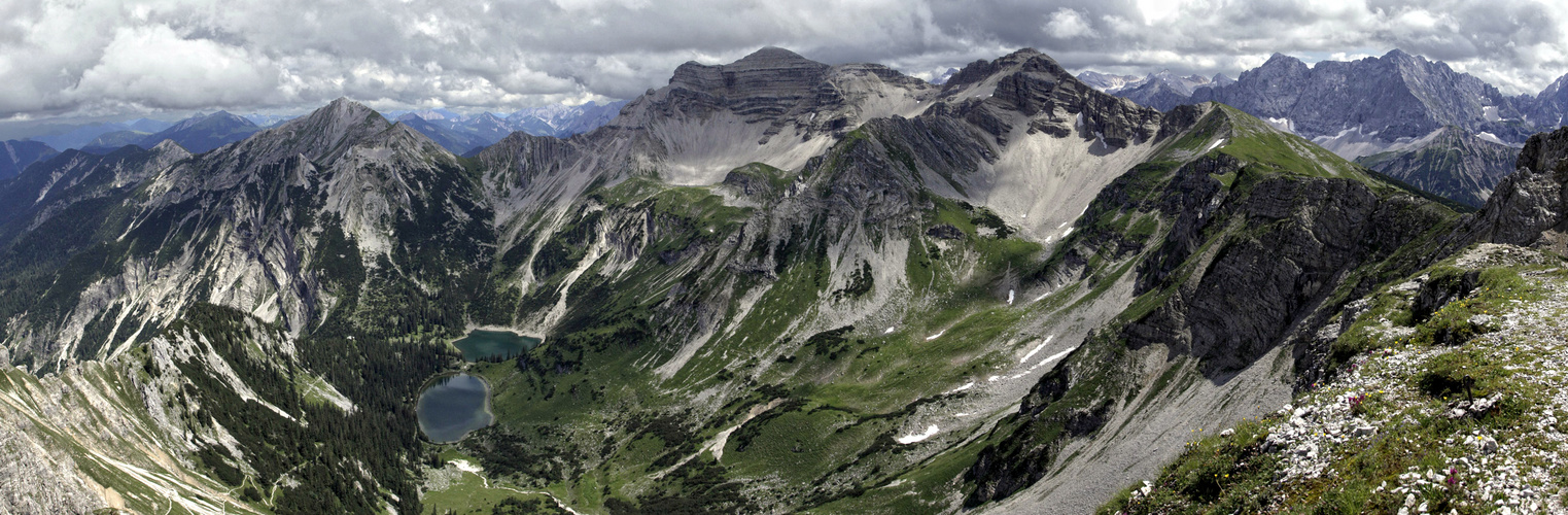 auf der Schöttelkarspitze